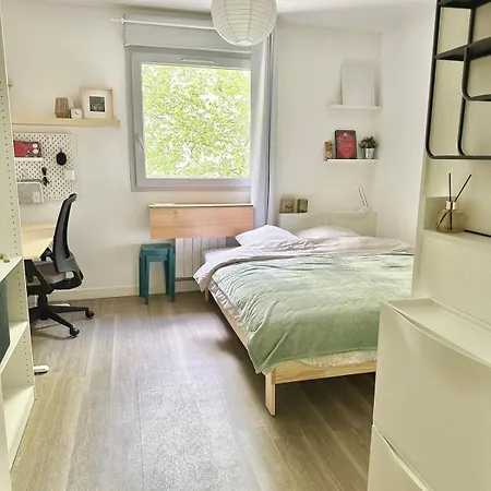 Apartment Ile De